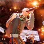 Chester gibt Vollgas auf der Bühne